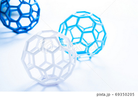 炭素　フラーレン　グラフェン　ハニカム構造 69350205