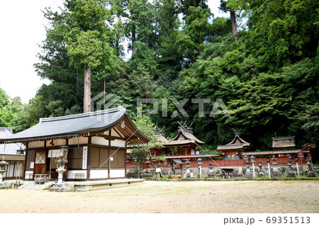 宇太水分神社 拝殿と本殿 宇太水分神社 拝殿と本殿 69351513