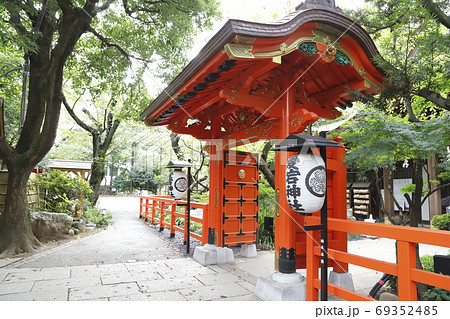 愛宕神社(あたごじんじゃ)丹塗りの門 東京都港区 愛宕神社(あたごじんじゃ)丹塗りの門 東京都港区 69352485