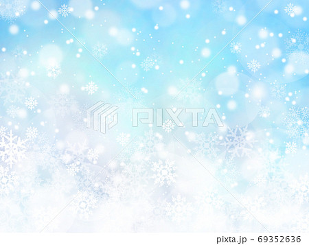 雪と結晶がキラキラ輝き降り積もる背景イラスト 水色のイラスト素材