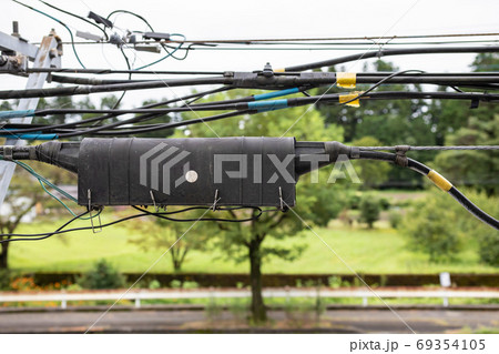 電柱・電線 69354105