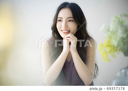 ビューティー　 69357178