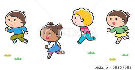 一緒に走る子どもたち（人種いろいろ） / 線あり 69357692