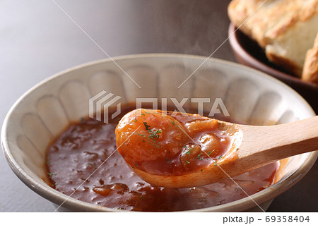 玉ねぎのスープ 玉ねぎのスープ 69358404