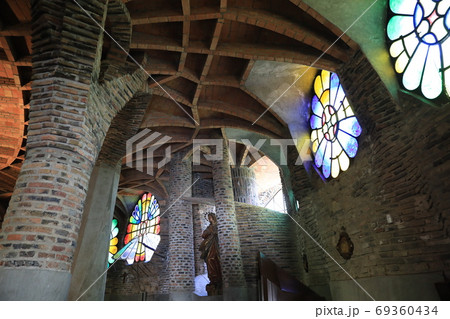 コロニア・グエル協会 69360434