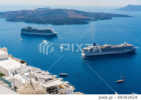 【ギリシャ】青と白の世界サントリーニ島の絶景(8月) 【ギリシャ】青と白の世界サントリーニ島の絶景(8月) 69363629