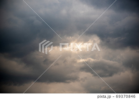 Stormy clouds on summer evening. Rainy sky before the storm. 69370846