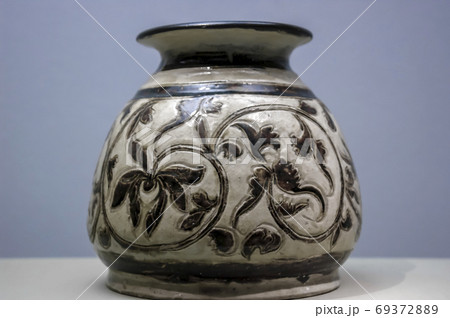 アンティーク 粉青沙器 セラミックス 69372889