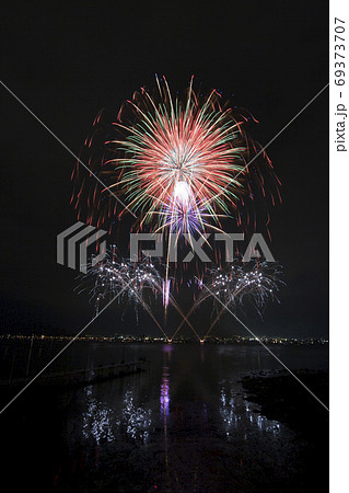 【長野県諏訪市】諏訪湖の花火大会 【長野県諏訪市】諏訪湖の花火大会 69373707