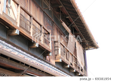 昭和の家屋 木造家屋 城下町 軒天 昭和の家屋 木造家屋 城下町 軒天 69381954