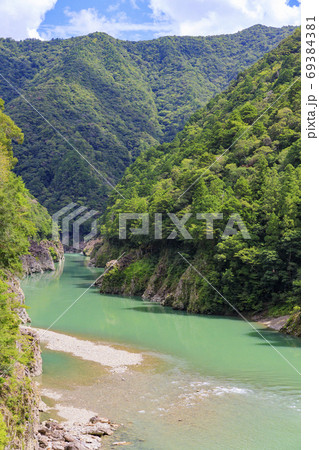 瀞峡　（瀞八丁）　グリーンシーズン 69384381