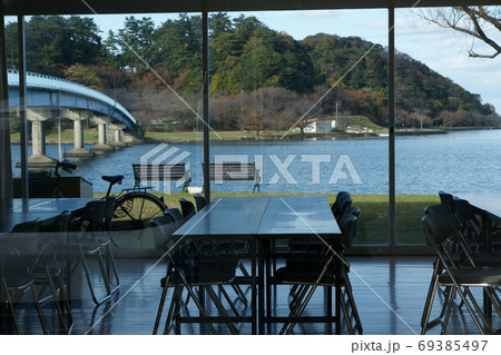 鳥取　四季の散歩　秋　青島 69385497