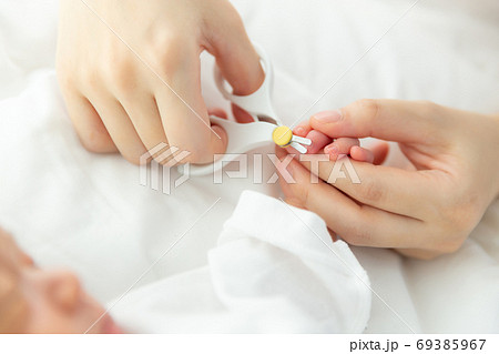 あかちゃん　新生児 69385967