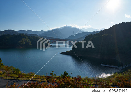 神奈川県 秋の宮ヶ瀬湖 神奈川県 秋の宮ヶ瀬湖 69387445