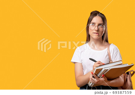 doubt face education courses puzzled woman doubt face education courses puzzled woman 69387559