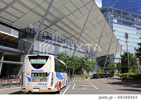 東京駅  八重洲口 69389403