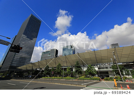 東京駅  八重洲口 69389424