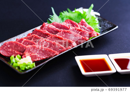 馬刺　馬肉【九州・熊本，信州・長野の郷土料理】 69391977