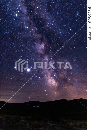 大雪山　黒岳山頂からの星空と天の川の眺望 69395364