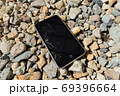 スマホの破損 69396664