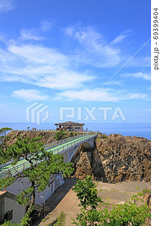 佐渡ヶ島の日本海の夏景色、尖閣湾 佐渡ヶ島の日本海の夏景色、尖閣湾 69399404