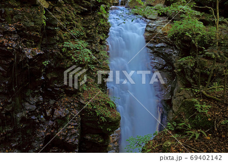 スッカン沢「雄飛の滝」 69402142