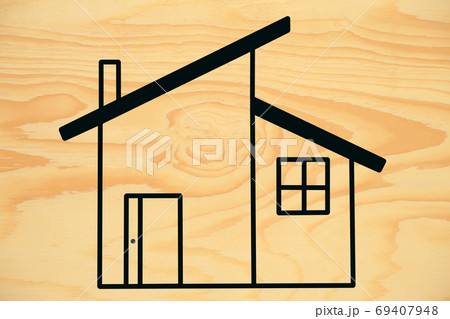 住宅　木目背景　 69407948