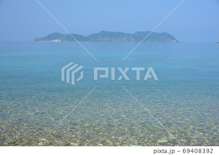 奄美大島　加計呂麻島　穏やかな須子茂の海　1 69408392