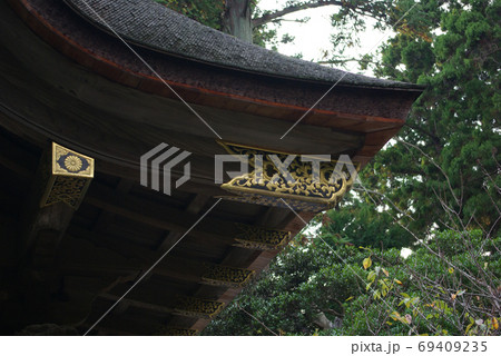 八幡宮の軒・屋根飾り 八幡宮の軒・屋根飾り 69409235