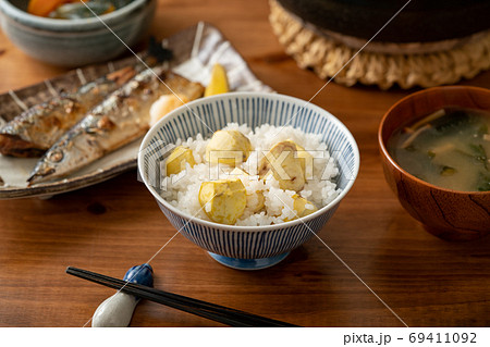 秋の食卓 秋の食卓 69411092