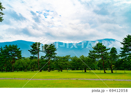 キャンプ場の風景 69412058