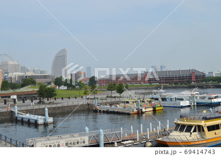 横浜、みなとみらい地区と赤レンガ倉庫 横浜、みなとみらい地区と赤レンガ倉庫 69414743