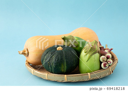 野菜　野菜の盛り合わせ 69418218