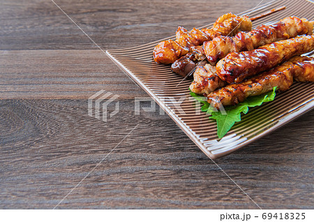 焼き鳥 背景素材イメージ 69418325