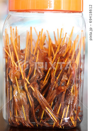 イカ 烏賊 いか串 珍味 珍味イメージ イカ 烏賊 いか串 珍味 珍味イメージ 69418612