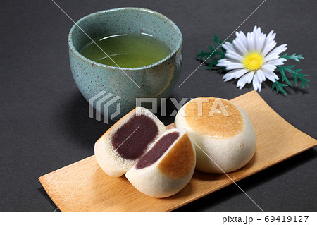 葬式饅頭とお茶 69419127