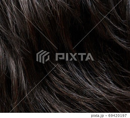 Clean dark brown woman hair 69420197