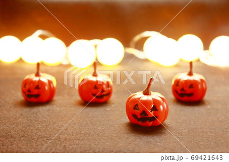 ハロウィン！カボチャの仲間たち 69421643