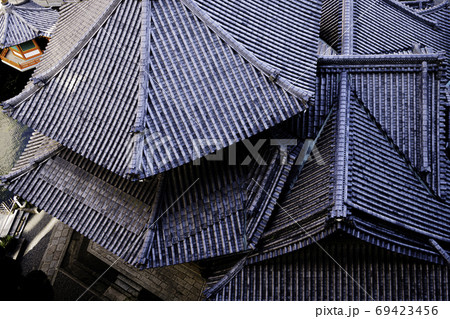 京都・六角堂を上から観る 69423456