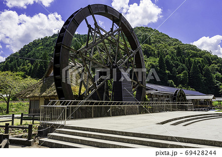 日本一の親子孫水車 岡山県新見市 日本一の親子孫水車 岡山県新見市 69428244