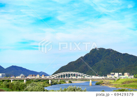 金華山と忠節橋の風景 金華山と忠節橋の風景 69429379