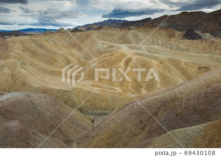 Zabriski Point 69430108