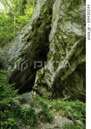 帝釈峡 鬼の唐門 広島県庄原市 帝釈峡 鬼の唐門 広島県庄原市 69430244