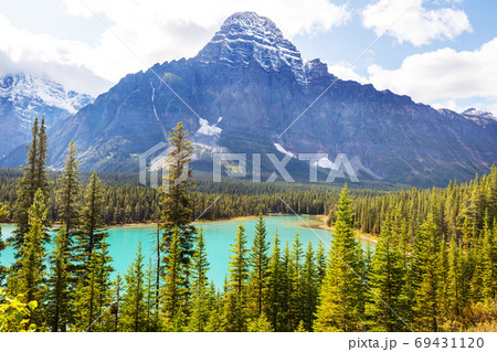 Lake in Canada Lake in Canada 69431120