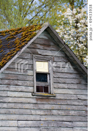 obsolete building obsolete building 69433938