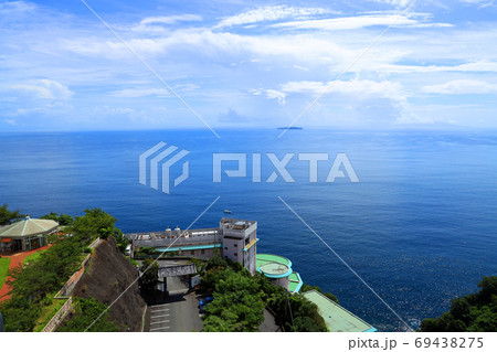 静岡県熱海市の熱海城の風景、熱海城、天守からの眺め、街並み【9月】 静岡県熱海市の熱海城の風景、熱海城、天守からの眺め、街並み【9月】 69438275
