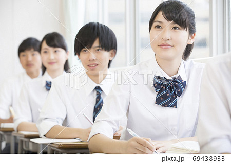 高校の授業 69438933