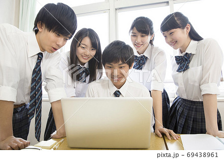 高校の授業 69438961