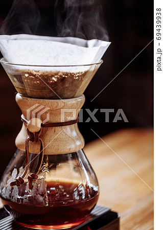 chemex with hot coffee. close up portrait. 69439938