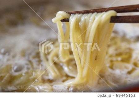 もつ鍋のシメのラーメン 69445153